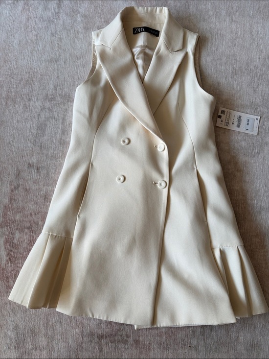 Zara Dresses & Skirts - Zara Cream Double Breasted Sleeveless Blazer Dress NWT XS